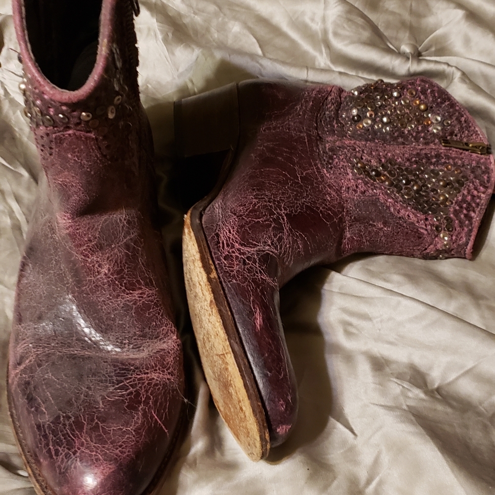Frye burgundy boots